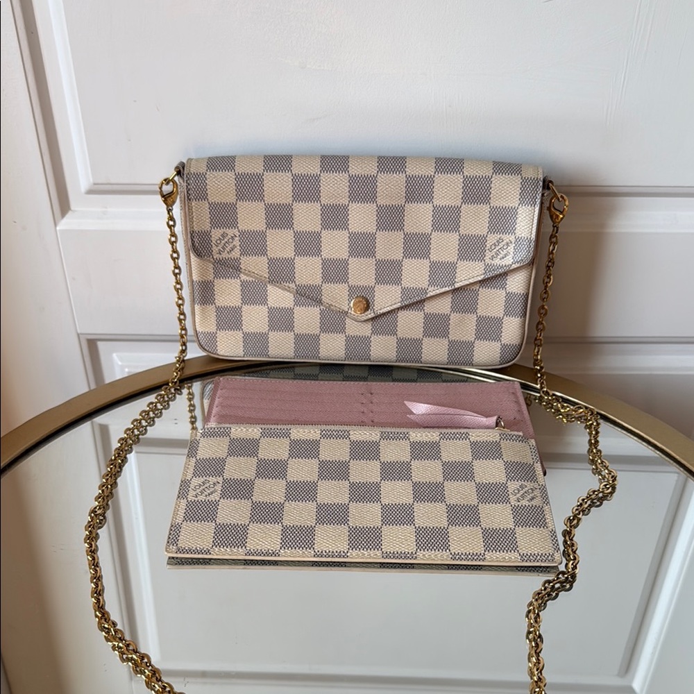 Louis Vuitton Cream and Pink Felicie Clutch with Chain Strap